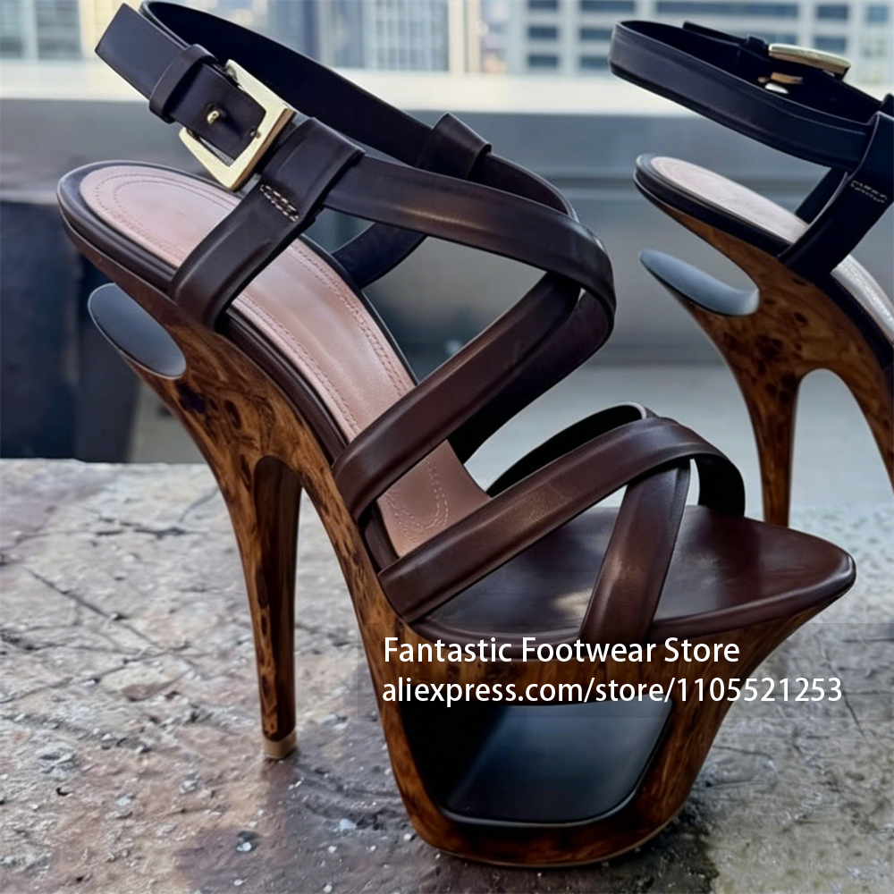 Geta Wooden Sandal - Holzmaserung-Plateau-Sandalen mit hohem Absatz, Kreuzriemen, Cut-Outs,