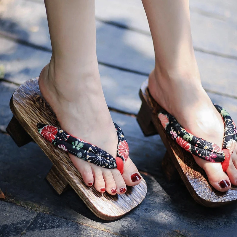 Damen-Cosplay-Schuhe, Doppelab – Geta Wooden Sandal Bewertung und Preis