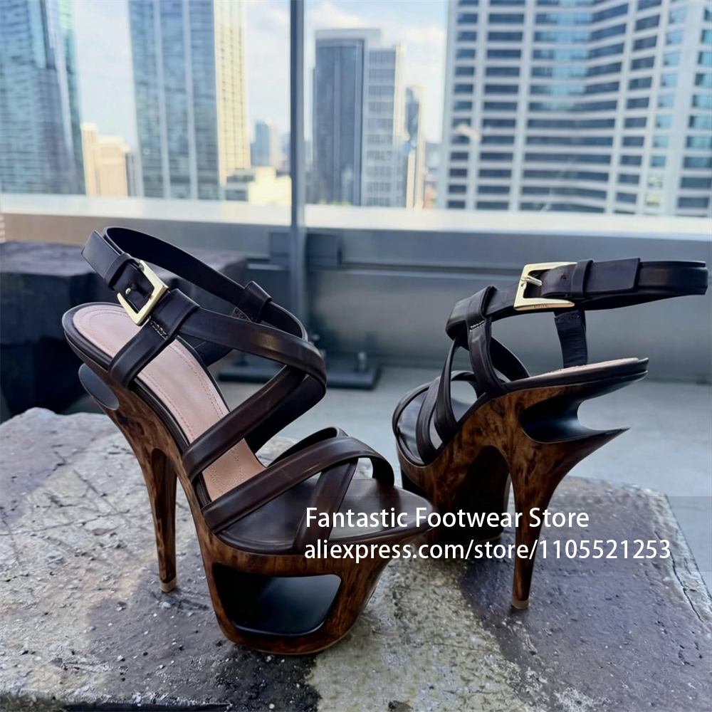 Holzmaserung-Plateau-Sandalen  – Geta Wooden Sandal Bewertung und Preis